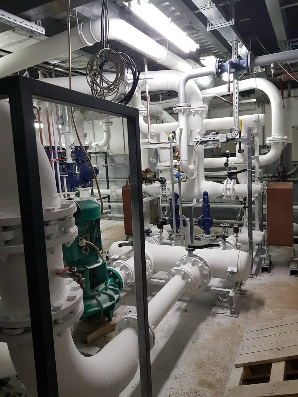 Insulated technical pipes